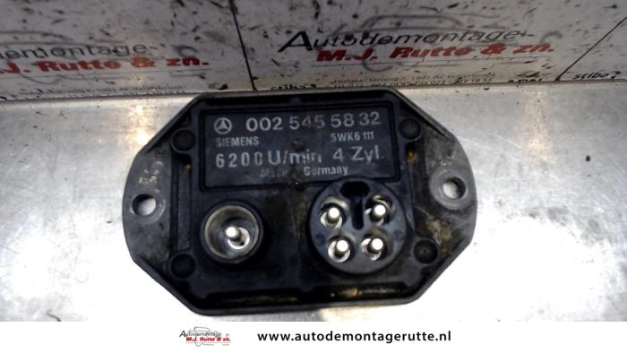 Used Ignition module Mercedes E (W124) 2.0 200 Price € 50,00 Margin scheme offered by Autodemontage M.J. Rutte B.V.