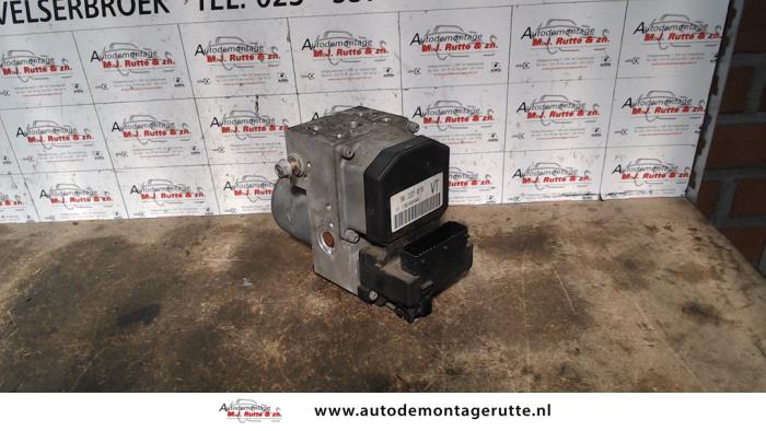 Usagé Bloc ABS Daewoo Leganza 2.0 SX,CDX 16V Prix sur demande proposé par Autodemontage M.J. Rutte B.V.