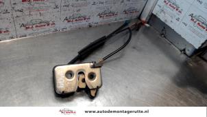 Used Tailgate lock mechanism Ford Fiesta 5 (JD/JH) 1.4 16V Price on request offered by Autodemontage M.J. Rutte B.V.