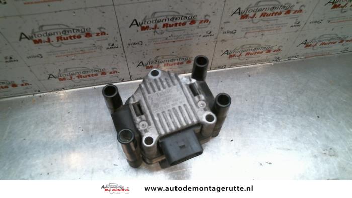 Usagé Bobine Skoda Octavia (1U2) 1.8 SLX 20V Prix € 25,00 Règlement à la marge proposé par Autodemontage M.J. Rutte B.V.