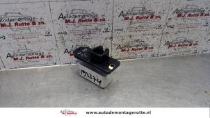 Used Heater resistor Toyota Corolla (E11) 1.3 16V Price on request offered by Autodemontage M.J. Rutte B.V.