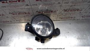 Used Fog light, front left Renault Clio III (BR/CR) 1.4 16V Price on request offered by Autodemontage M.J. Rutte B.V.