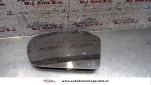 Used Mirror glass, left Mercedes B (W245,242) 2.0 B-200 CDI 16V Price on request offered by Autodemontage M.J. Rutte B.V.