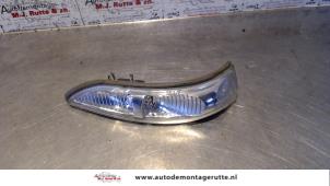 Used Front bumper reflector, right Mercedes B (W245,242) 2.0 B-200 CDI 16V Price on request offered by Autodemontage M.J. Rutte B.V.