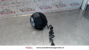 Used Fuel cap Smart Fortwo Coupé (451.3) 1.0 Micro Hybrid Drive Price on request offered by Autodemontage M.J. Rutte B.V.