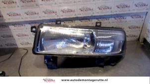 Used Headlight, left Opel Movano Combi 2.2 DTI Price on request offered by Autodemontage M.J. Rutte B.V.