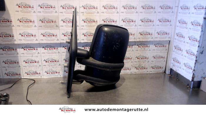Wing mirror, left from a Opel Movano Combi 2.2 DTI 2003