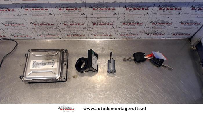 Used Ignition lock + computer Opel Zafira (F75) 2.2 16V Price on request offered by Autodemontage M.J. Rutte B.V.