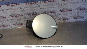 Used Tank cap cover Opel Astra F (53/54/58/59) 1.6i Price on request offered by Autodemontage M.J. Rutte B.V.