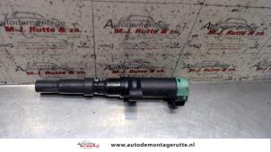 Used Pen ignition coil Renault Clio III (BR/CR) 1.4 16V Price on request offered by Autodemontage M.J. Rutte B.V.