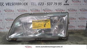 Used Headlight, left Volvo V40 (VW) 1.8 16V Price on request offered by Autodemontage M.J. Rutte B.V.