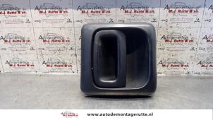 Usados Manija de puerta de 2 puertas izquierda Fiat Ducato (243/244/245) 2.3 JTD 16V Precio de solicitud ofrecido por Autodemontage M.J. Rutte B.V.