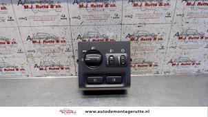 Usados Interruptor de luz Volvo V40 (VW) 1.8 16V Precio € 25,00 Norma de margen ofrecido por Autodemontage M.J. Rutte B.V.