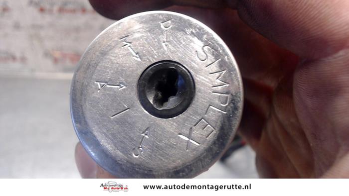 Ignition lock + key from a Citroën AX 11 First,TGE Kat. 1995