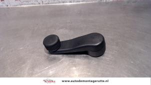 Used Window winder Seat Leon (1P1) 1.9 TDI 105 Price on request offered by Autodemontage M.J. Rutte B.V.