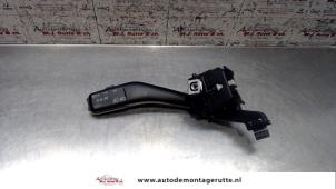 Used Indicator switch Seat Leon (1P1) 1.9 TDI 105 Price on request offered by Autodemontage M.J. Rutte B.V.
