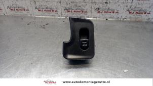 Gebrauchte Elektrisches Fenster Schalter Alfa Romeo GT (937) 2.0 JTS 16V Preis auf Anfrage angeboten von Autodemontage M.J. Rutte B.V.