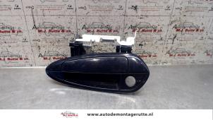 Usagé Poignée de porte avant gauche Fiat Punto Grande Prix sur demande proposé par Autodemontage M.J. Rutte B.V.