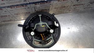 Usados Motor de ventilador de calefactor BMW 1 serie (E81) 118i 16V Precio de solicitud ofrecido por Autodemontage M.J. Rutte B.V.