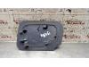 Tank cap cover from a Peugeot 407 SW (6E) 2.0 HDiF 16V 2002