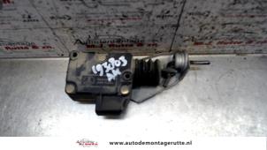 Used Central locking motor Peugeot 407 SW (6E) 2.0 HDiF 16V Price on request offered by Autodemontage M.J. Rutte B.V.