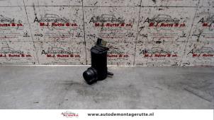 Used Windscreen washer pump Daihatsu Cuore (L251/271/276) Price on request offered by Autodemontage M.J. Rutte B.V.