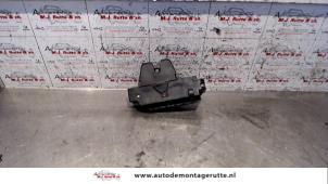 Gebrauchte Schließmechanik Heckklappe Citroen C3 (FC/FL/FT) 1.4 Preis auf Anfrage angeboten von Autodemontage M.J. Rutte B.V.
