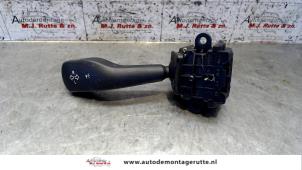 Used Indicator switch BMW 3 serie (E46/4) 316i Price on request offered by Autodemontage M.J. Rutte B.V.