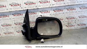 Used Wing mirror, right Daihatsu Terios (J1) 1.3 16V 4x4 Price on request offered by Autodemontage M.J. Rutte B.V.