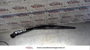 Used Rear wiper arm Subaru Forester (SF) 2.0 16V Price on request offered by Autodemontage M.J. Rutte B.V.