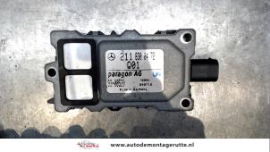Used Wiper module Mercedes E (W211) 2.2 E-200 CDI 16V Price on request offered by Autodemontage M.J. Rutte B.V.
