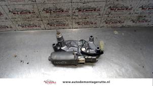 Used Rear wiper motor Honda CR-V (RD1/3) 2.0i 16V VTEC Price on request offered by Autodemontage M.J. Rutte B.V.