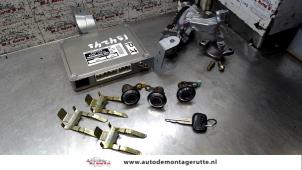 Used Set of cylinder locks (complete) Toyota Starlet (EP9) 1.3,XLi,GLi 16V Price on request offered by Autodemontage M.J. Rutte B.V.