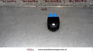 Used AIH headlight switch Toyota Yaris Verso (P2) 1.3 16V Price on request offered by Autodemontage M.J. Rutte B.V.