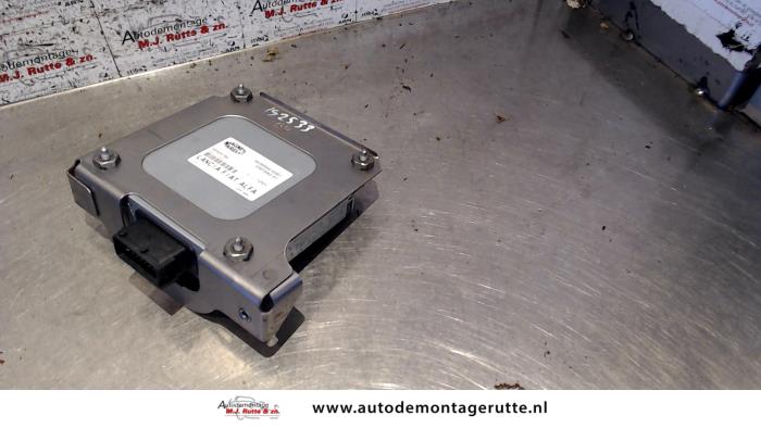Module radio d'un Opel Combo 1.3 CDTI 16V ecoFlex 2013