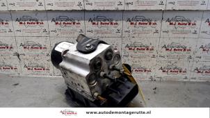 Gebrauchte ABS Pumpe Opel Vectra C 2.2 16V Preis auf Anfrage angeboten von Autodemontage M.J. Rutte B.V.