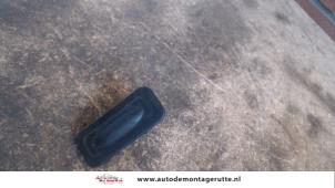 Used Tailgate switch Renault Grand Scénic II (JM) 2.0 16V Price on request offered by Autodemontage M.J. Rutte B.V.