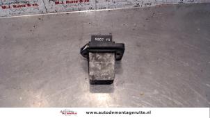 Used Heater resistor Ssang Yong Rexton 2.7 Xdi RX/RJ 270 16V Price on request offered by Autodemontage M.J. Rutte B.V.