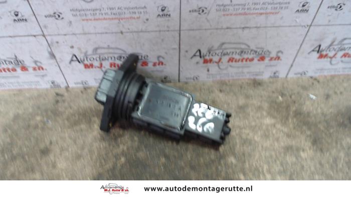 Begagnade Luftflödesmätare Volvo V70 (GW/LW/LZ) 2.5 T Turbo 20V AWD Pris på förfrågan erbjuds av Autodemontage M.J. Rutte B.V.