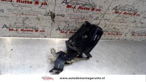Used Tailgate lock mechanism Volkswagen Caddy III (2KA,2KH,2CA,2CH) 2.0 SDI Price on request offered by Autodemontage M.J. Rutte B.V.