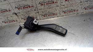 Usados Interruptor de limpiaparabrisas Volkswagen Caddy III (2KA,2KH,2CA,2CH) 2.0 SDI Precio de solicitud ofrecido por Autodemontage M.J. Rutte B.V.