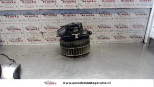 Used Heating and ventilation fan motor Mercedes E Combi diesel (S124) 2.5 250 TD Price on request offered by Autodemontage M.J. Rutte B.V.