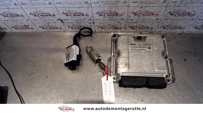 Used Ignition lock + computer Chrysler Voyager/Grand Voyager (RG/RS) 2.5 CRD 16V Price on request offered by Autodemontage M.J. Rutte B.V.