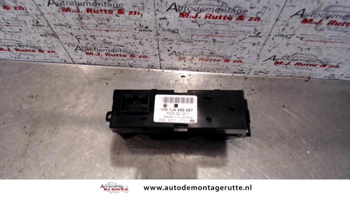 Multi-functional window switch from a Seat Toledo (1M2) 1.8 20V 2000