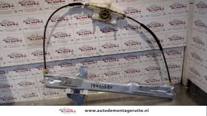 Used Window mechanism 2-door, front right Citroen C4 Coupé (LA) 1.6 16V Price on request offered by Autodemontage M.J. Rutte B.V.