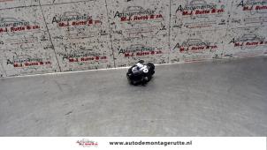 Used Ignition switch Volkswagen Transporter T4 1.9 TD Price on request offered by Autodemontage M.J. Rutte B.V.