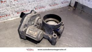 Used Throttle body Volvo V50 (MW) 1.8 16V Price on request offered by Autodemontage M.J. Rutte B.V.