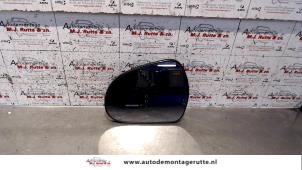 Used Mirror glass, left Peugeot 207/207+ (WA/WC/WM) 1.6 16V Price on request offered by Autodemontage M.J. Rutte B.V.