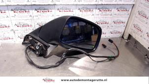 Used Wing mirror, right Peugeot 807 2.2 16V Price on request offered by Autodemontage M.J. Rutte B.V.