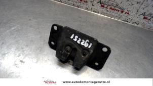 Used Tailgate lock mechanism Ssang Yong Rexton 2.9 TD RJ 290 Price on request offered by Autodemontage M.J. Rutte B.V.